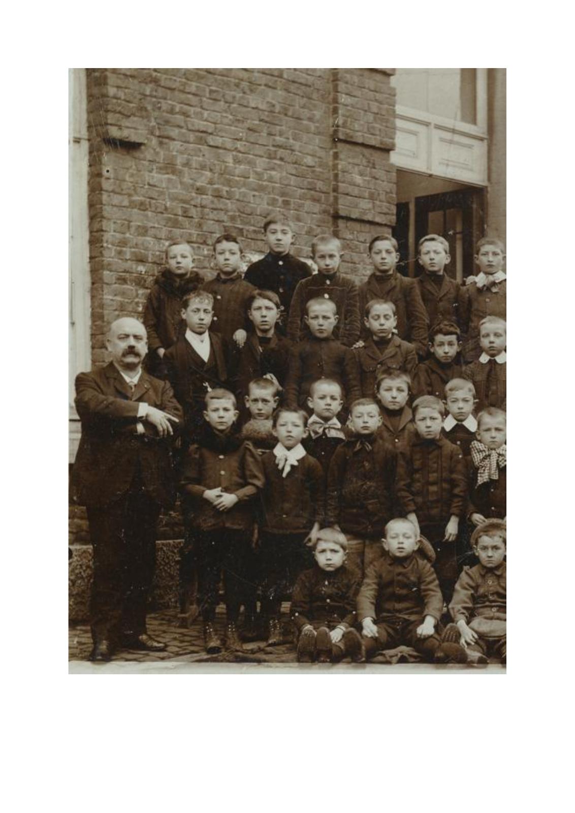 La classe de Monsieur Lejeune en 1918, selon le document fourni.